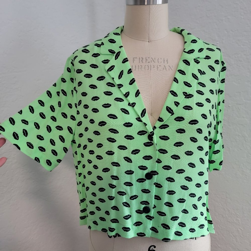 Zara Cropped Woven Button Printed Blouse
